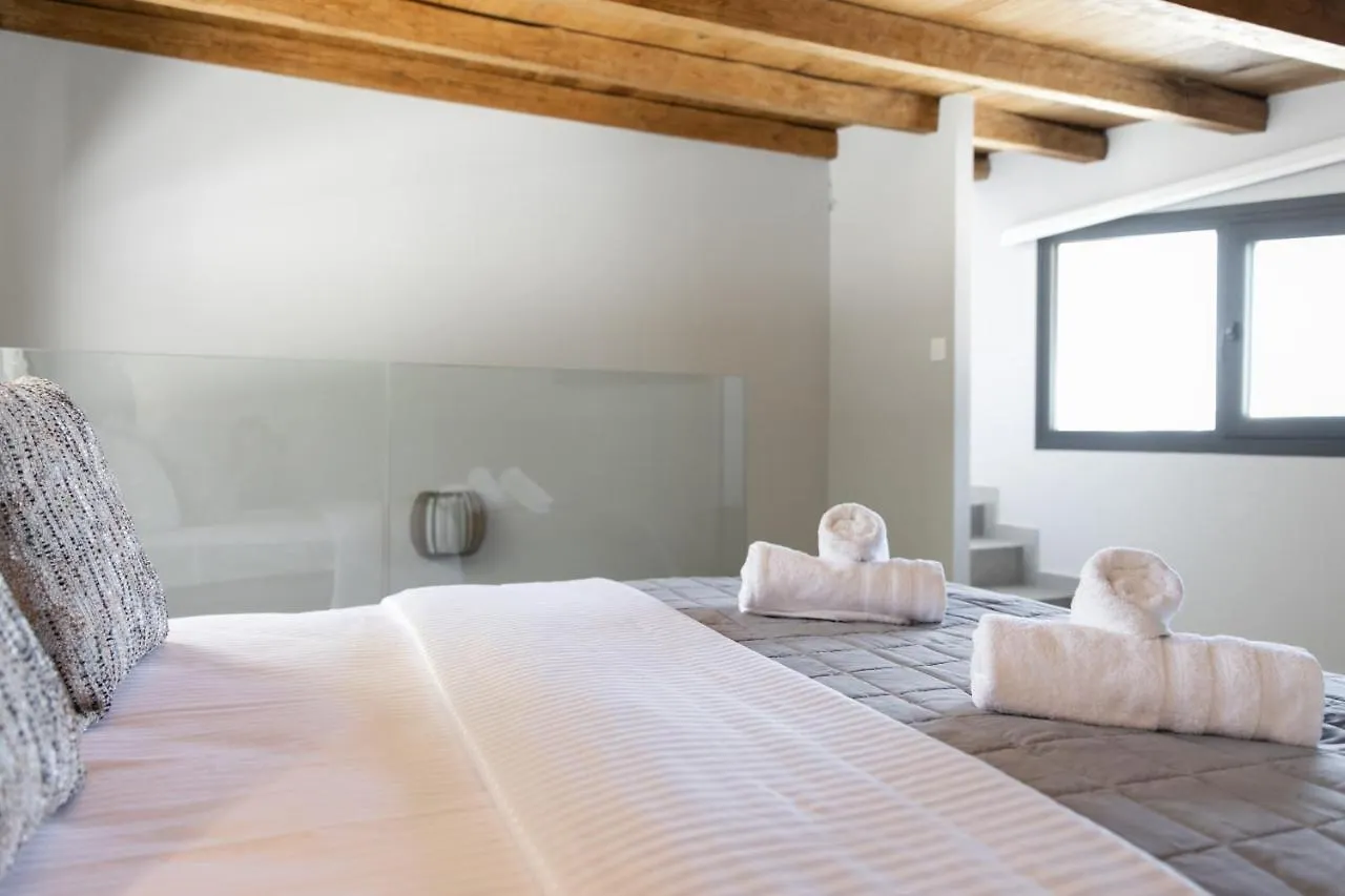 The Euphoria Club Luxury Villas Pefkochori