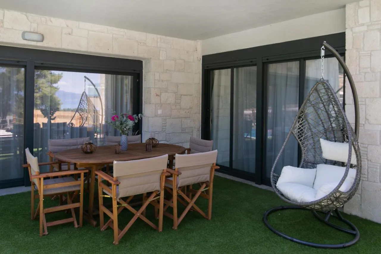 The Euphoria Club Luxury Villas بيفكوهوري